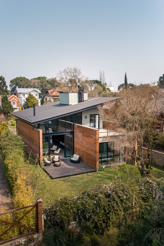 Casa Gralhas / OSPA Arquitetura e Urbanismo - Fotografia de Exterior, Tijolo