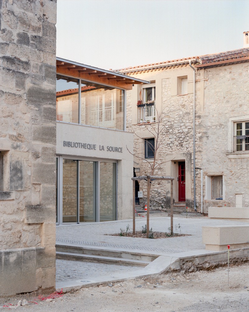 Biblioteca Tercer Lugar “La Source” / NAS architecture - Fotografía exterior, Puerta