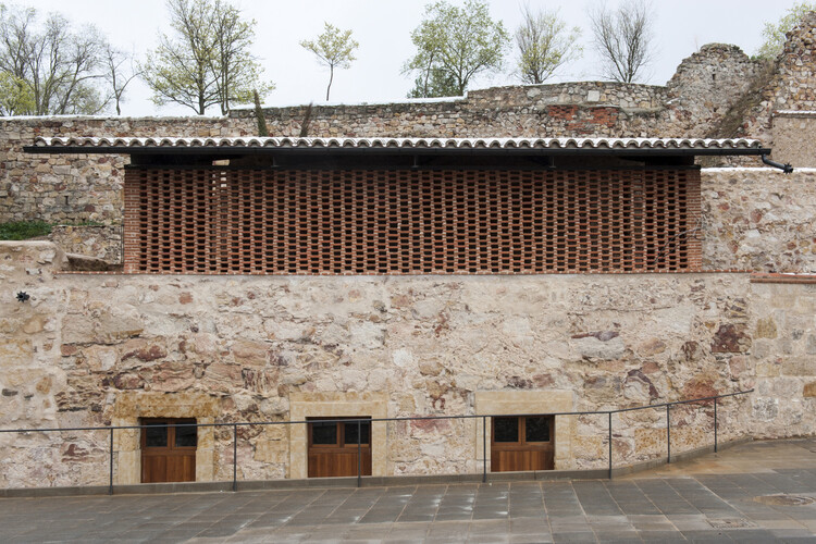 Which Layer Remains? Restoration, Identity, and Contemporary Design in Spain - Image 8 of 11