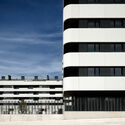 Complejo Residencial Las Calas / Javier Prieto Arquitectos - Fotografía exterior, Residencial