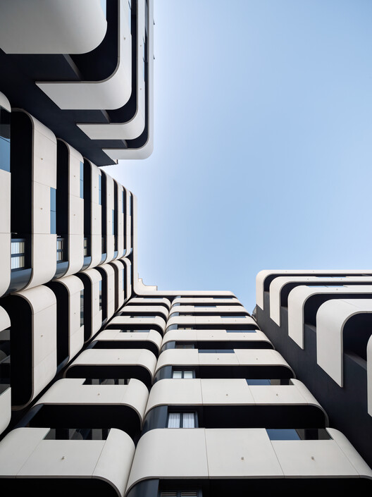 Complejo Residencial Las Calas / Javier Prieto Arquitectos - Imagen 3 de 26