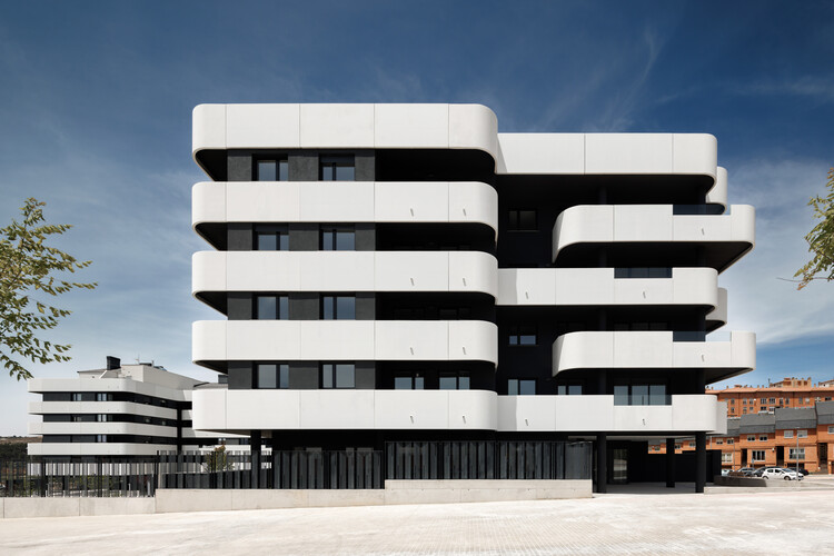 Complejo Residencial Las Calas / Javier Prieto Arquitectos - Fotografía exterior