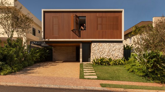 Casa H+L / Mariana Orsi Arquitetura + Design - Fotografia de Exterior, Aido, Balcão
