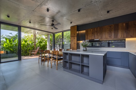 OM House / AN NAM Architecture - Interior Photography, Kitchen, Chair, Countertop