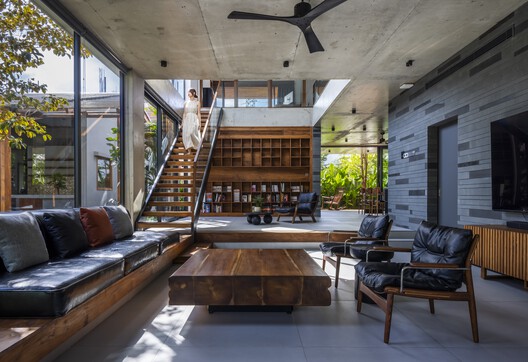 OM House / AN NAM Architecture - Interior Photography, Living Room, Wood, Table, Beam, Chair