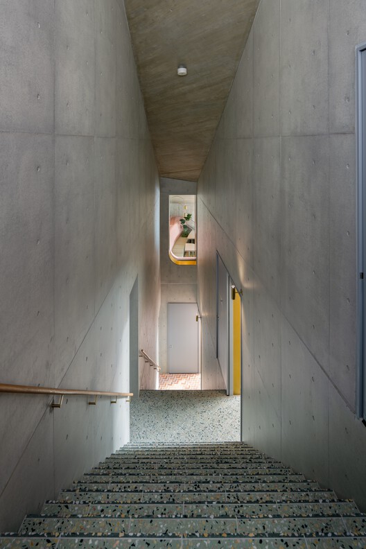 AOI CELESTIE Coffee Roastery / Yuko Nagayama & Associates - Image 19 of 23