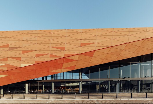 Nelson Mandela Cruise Terminal / Elphick Proome Architecture + Vusa Collaborative - Exterior Photography