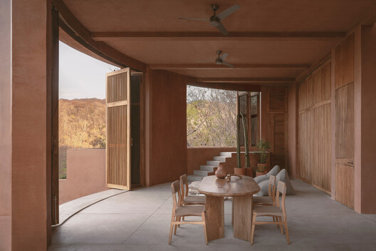 Tobi House / Espacio 18 Arquitectura - Interior Photography, Dining room, Wood