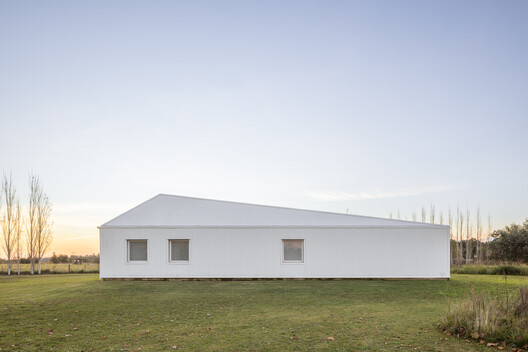 Monte House / Meneghetti Arquitectos - Exterior Photography