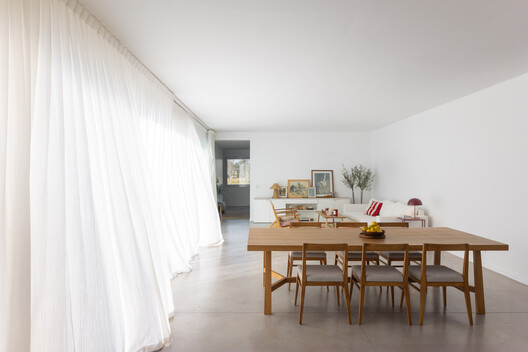 Monte House / Meneghetti Arquitectos - Interior Photography, Dining room, Wood, Chair