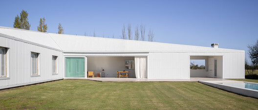 Monte House / Meneghetti Arquitectos - Exterior Photography