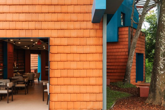 Restaurant Pavilion / Sahabat Selojene - Interior Photography