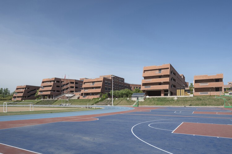 Escuela Tongtai / E PLUS/SZA DESIGN - Fotografía exterior