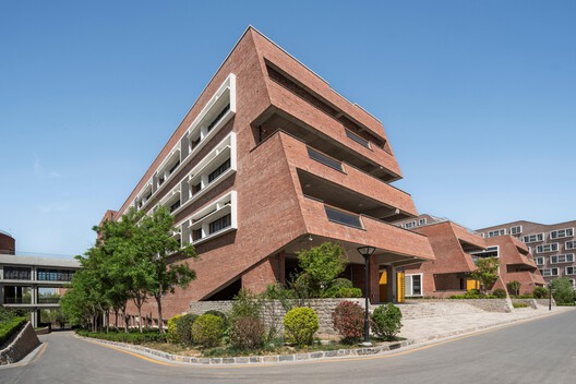 Tongtai School / E PLUS/SZA DESIGN - Image 30 of 31