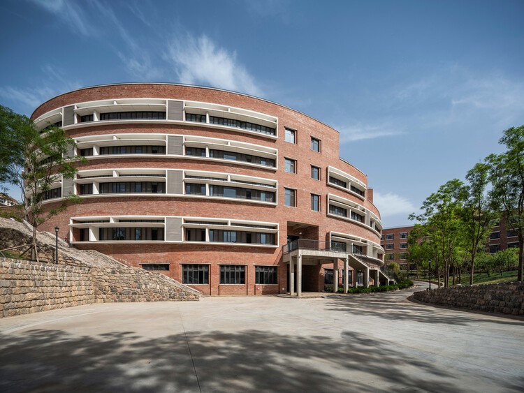 Escuela Tongtai / E PLUS/SZA DESIGN - Fotografía exterior