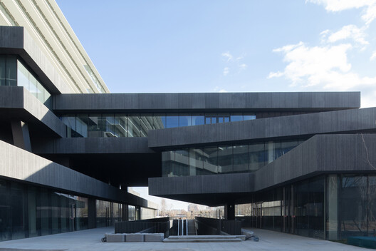 Park - Tech (Zhongguancun Dongsheng Science Park Phase III) / SOPA - Image 6 of 42