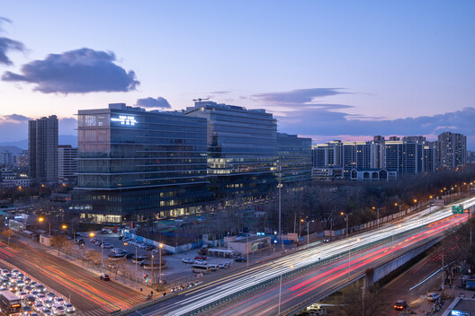 Park - Tech (Zhongguancun Dongsheng Science Park Phase III) / SOPA - Image 23 of 42