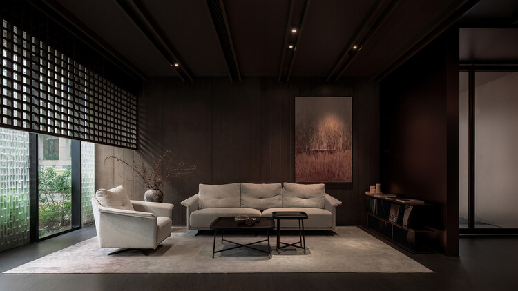 深圳湾斐瑞酒店改造 / 墨照建筑 - 室内图, 起居室, 桌子, 沙发, 椅子