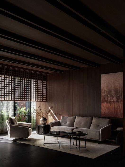 深圳湾斐瑞酒店改造 / 墨照建筑 - 室内图, 起居室, 沙发, 椅子