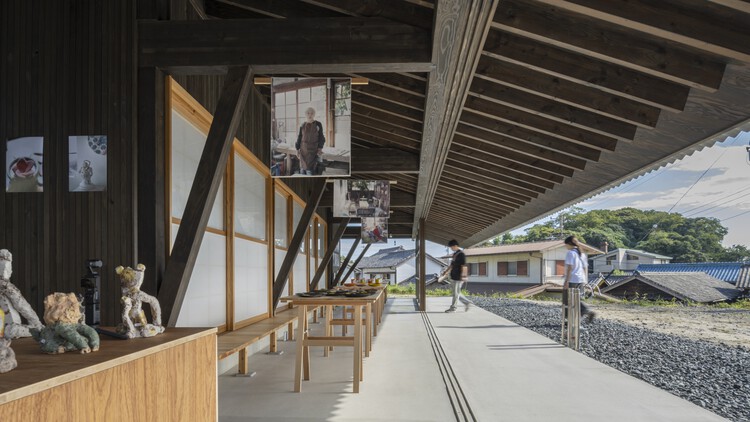 常滑土间 / Tezuka Architects - 室内图, 木头