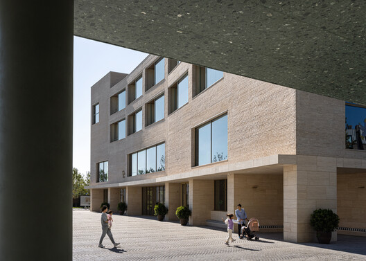 Youyi Bay Community, Mi Casa Su Casa Club Hotel, and Juanzong Apartment / genarchitects - Interior Photography, Facade, Concrete