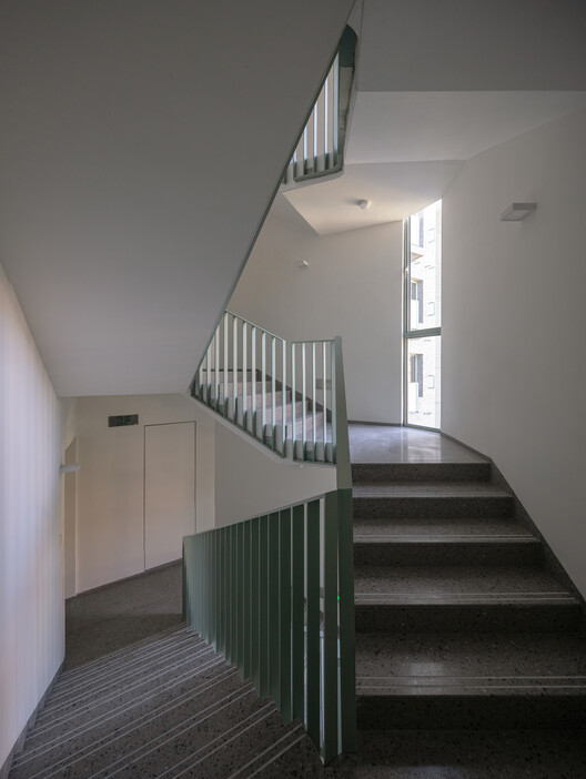 Youyi Bay Community, Mi Casa Su Casa Club Hotel, and Juanzong Apartment / genarchitects - Image 28 of 57