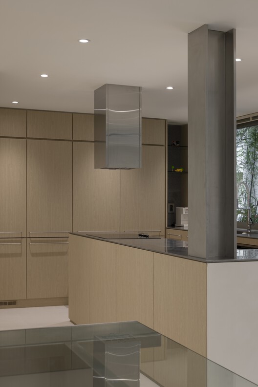 Villa de VOID / Atelier ITCH - Interior Photography, Kitchen, Wood, Lighting, Countertop, Glass