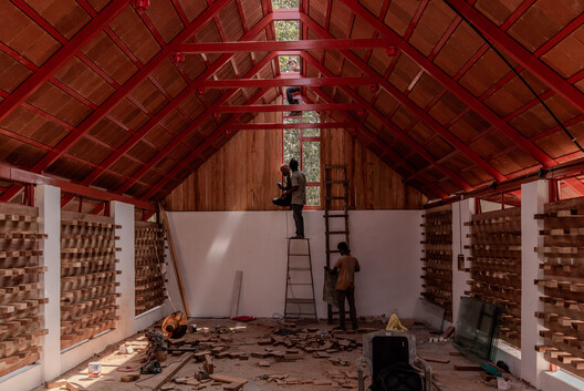 El Museo del Arroz: Arquitectura Arraigada en la Memoria Rural y la Ecología - Imagen 10 de 26