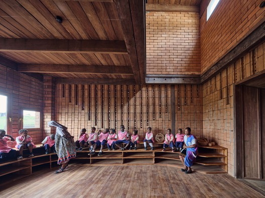 African Flow Kindergarten / Urbanitree - Interior Photography, Wood