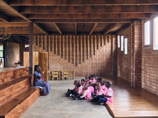 African Flow Kindergarten / Urbanitree - Interior Photography, Wood
