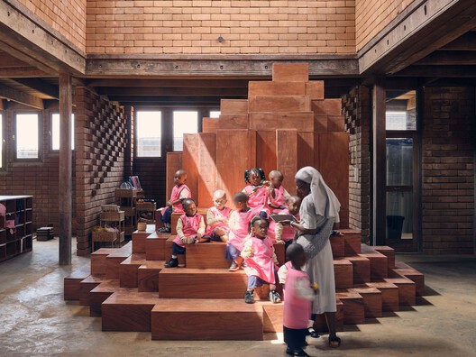 African Flow Kindergarten / Urbanitree - Interior Photography, Wood
