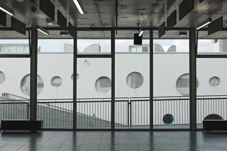 Colegio Louise Wegmann / Dagher Hanna & Partners - Imagen 5 de 29