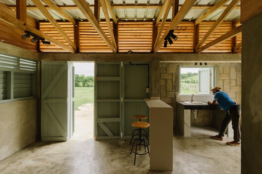 Casa do Mestre / Øblicuo  - Imagem 3 de 23