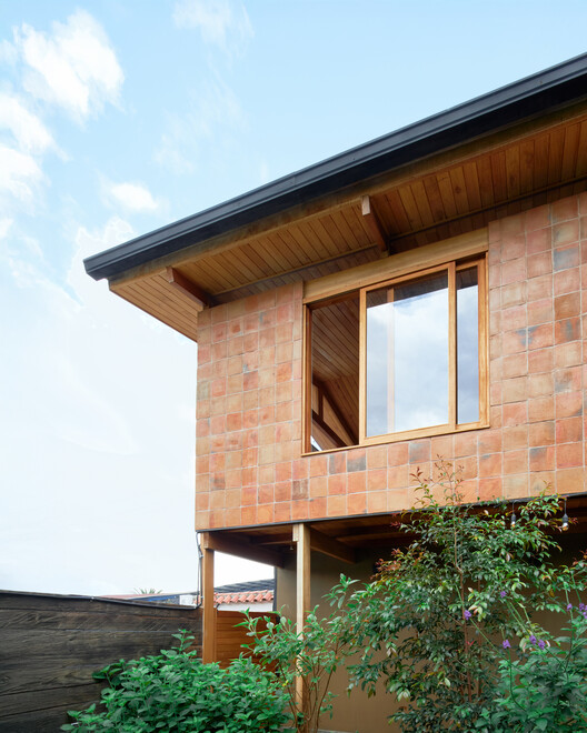 East Block - Versatile Space / El Sindicato Arquitectura - Exterior Photography, Wood, Brick