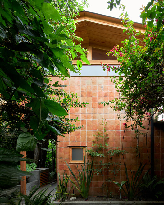 East Block - Versatile Space / El Sindicato Arquitectura - Exterior Photography, Wood