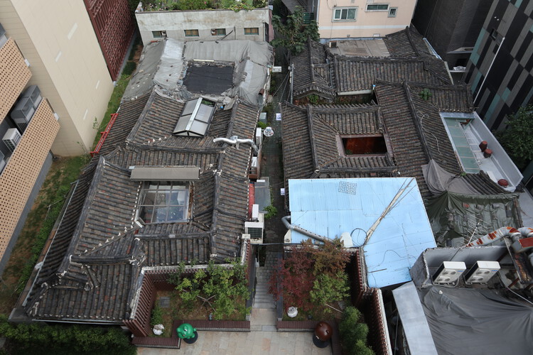 The Korean Hanok: Exploring Traditional Architecture's Environmental Principles - Image 8 of 9