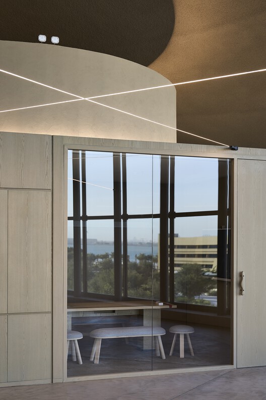 AD Government Office / Agata Kurzela Studio - Interior Photography, Wood, Glass, Chair