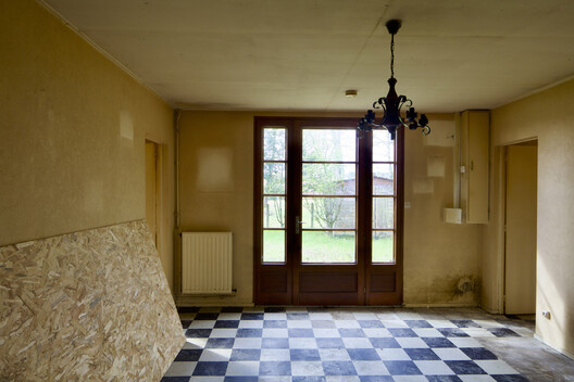 Beutre Housing Estates Rehabilitation / Christophe Hutin architecture - Interior Photography, Wood, Door