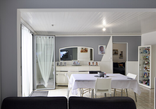Beutre Housing Estates Rehabilitation / Christophe Hutin architecture - Interior Photography, Lighting, Chair, Table
