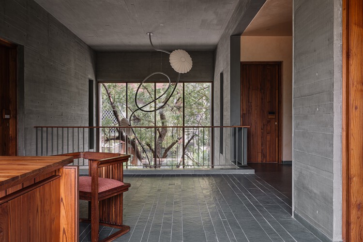 MS House / Studio Saransh - Fotografía interior, Madera