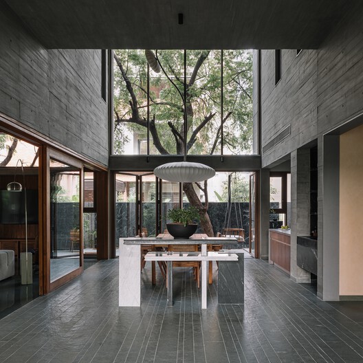 MS House / Studio Saransh - Fotografía interior, Cocina, Madera