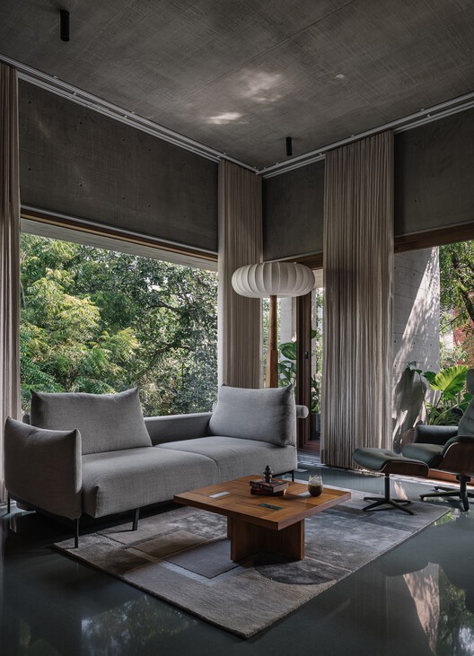 MS House / Studio Saransh - Fotografía interior, Sala de estar, Sillones, Sillas