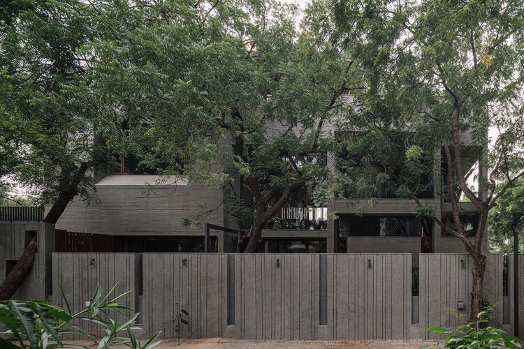 MS House / Studio Saransh - Imagen 6 de 44