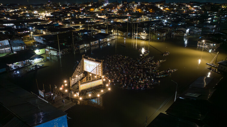 Escenario Flotante Principal de Muyunafest 2025 / Espacio Común - Fotografía exterior