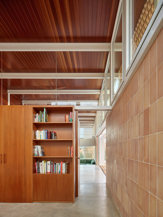 Tres Patis House / TwoBo arquitectura - Interior Photography, Closet, Wood, Beam