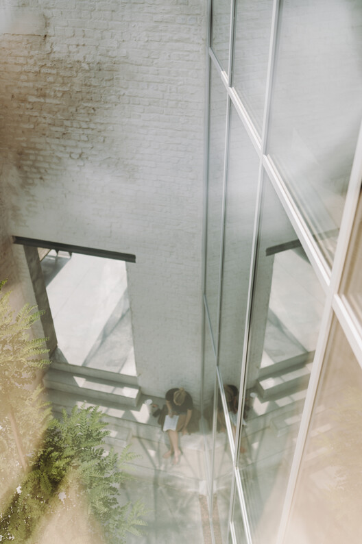 Lyco House / OYO - Interior Photography, Glass