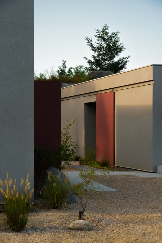 Haksanjae Private Library and Residence / CHAWOOCHAWOO - Exterior Photography, Concrete