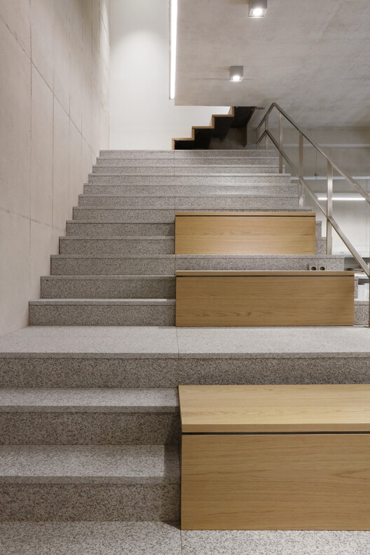 Haksanjae Private Library and Residence / CHAWOOCHAWOO - Image 10 of 32