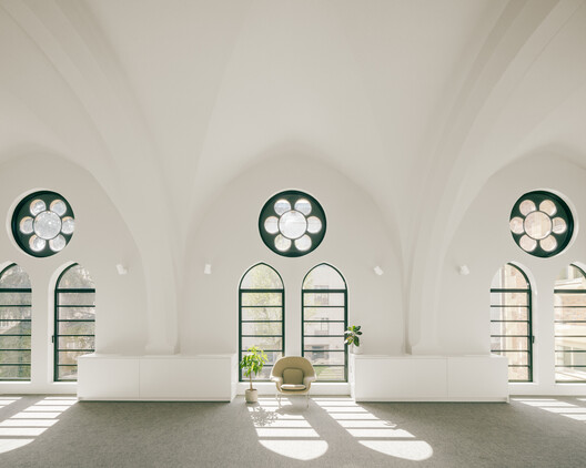 Château of the Hertford British Hospital Rehabilitation / Maud Caubet Architectes - Image 7 of 23