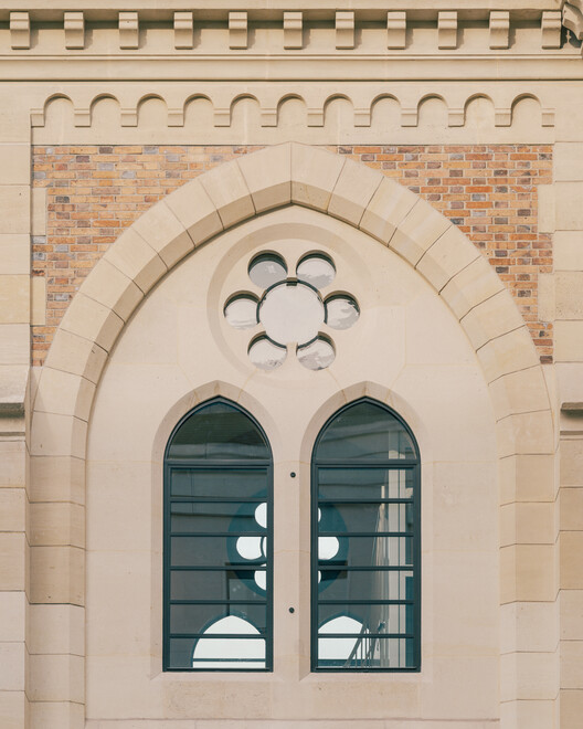 Château of the Hertford British Hospital Rehabilitation / Maud Caubet Architectes - Interior Photography, Arch, Glass, Arcade